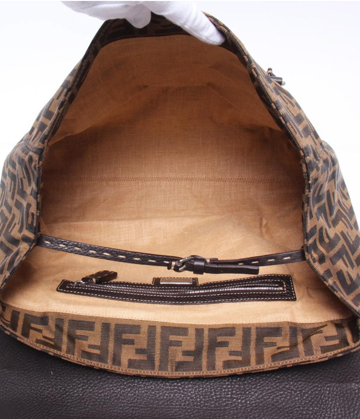 Fendi Zucca con solapa y asas de cuero vintage