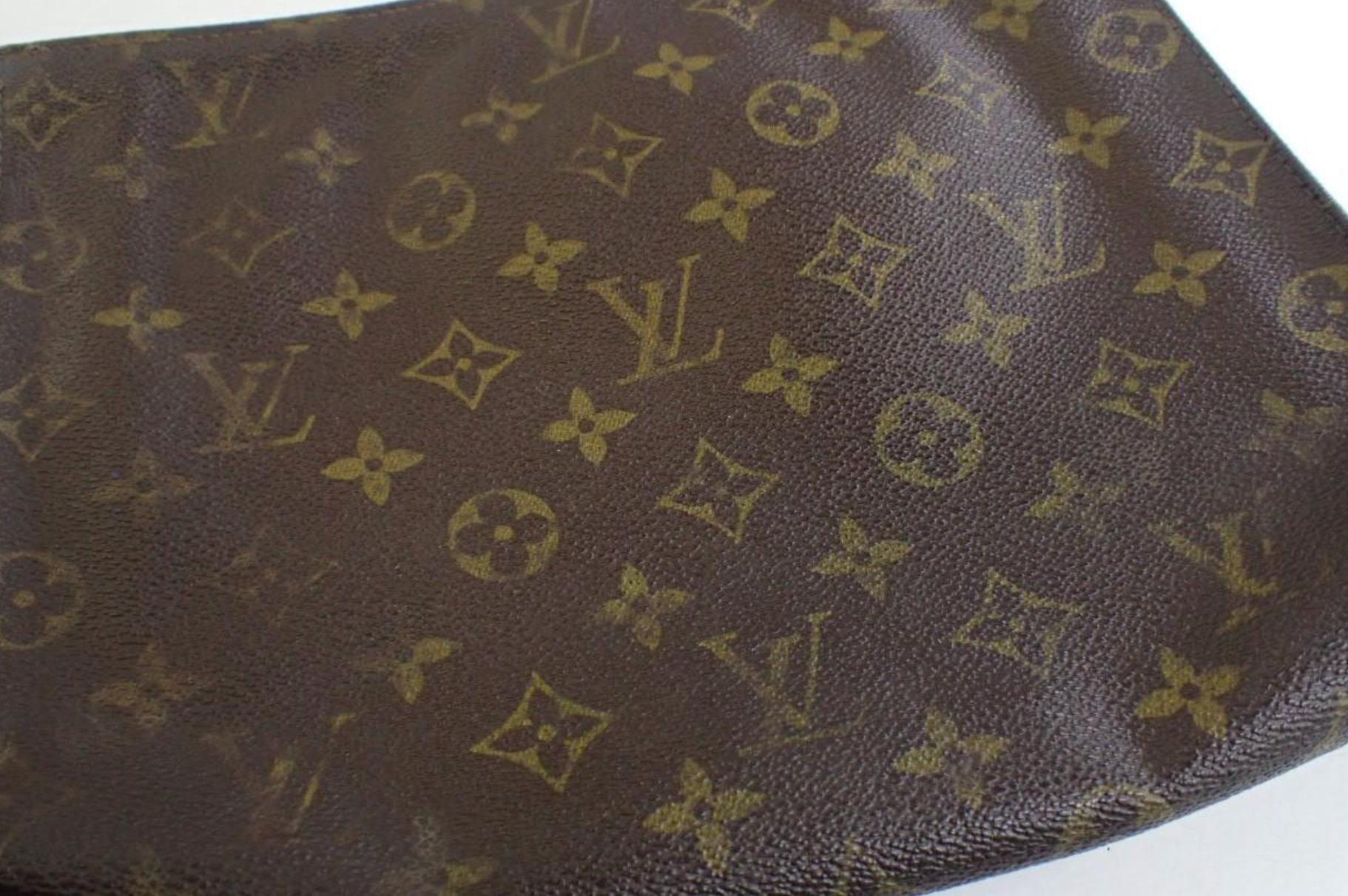 Louis Vuitton Pochette Toilette 26 Monogram – neceser vintage de colección