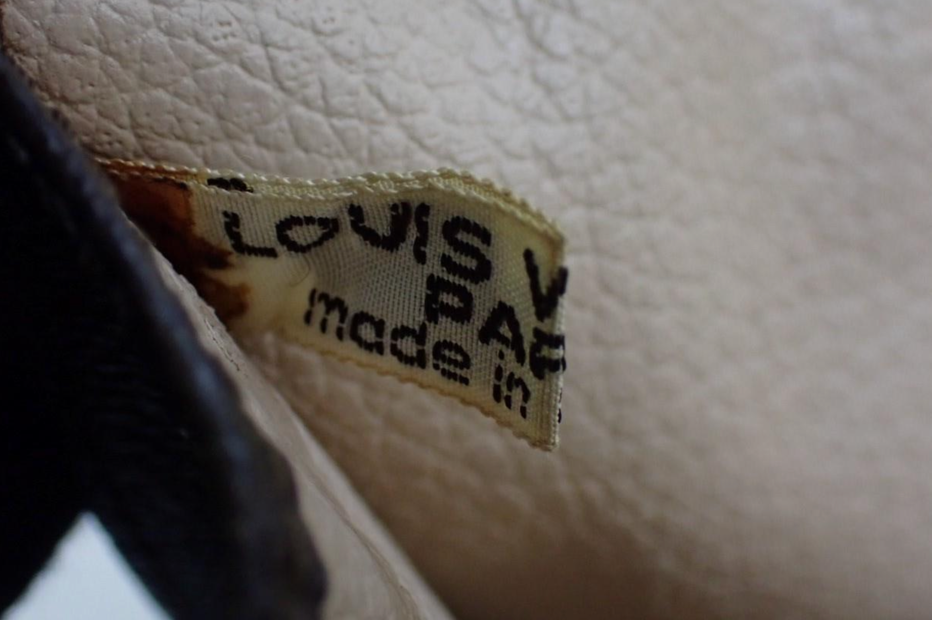Louis Vuitton Pochette Toilette 26 Monogram – neceser vintage de colección