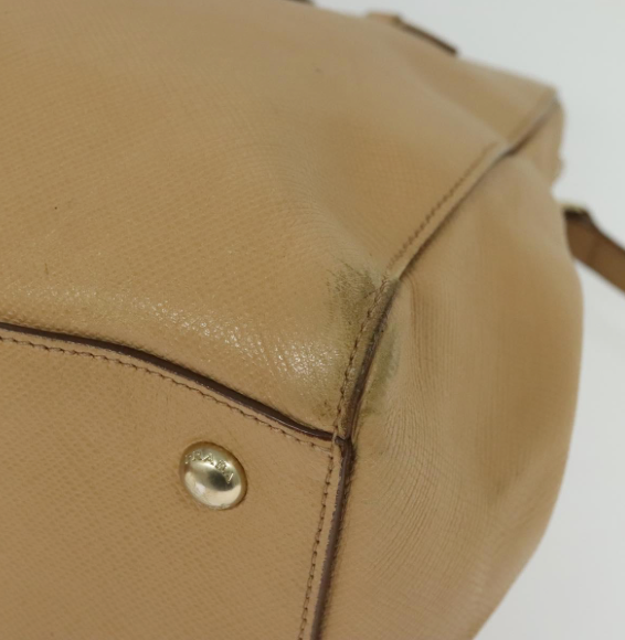 Prada tote bag en piel beige con bandolera