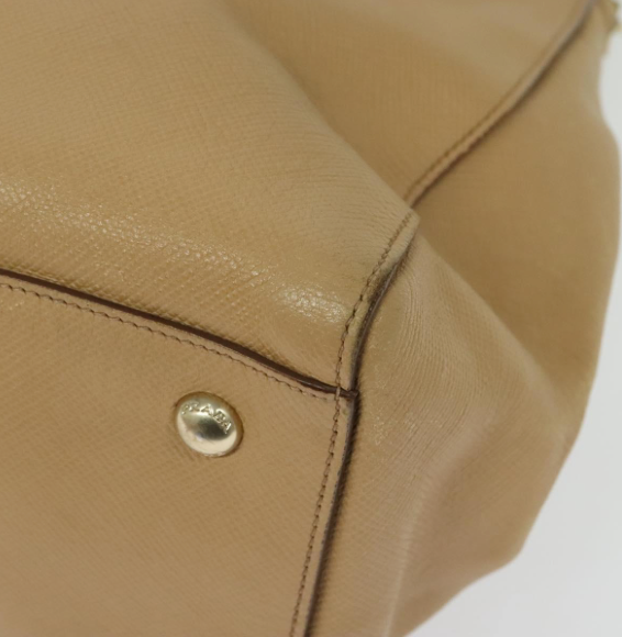 Prada tote bag en piel beige con bandolera