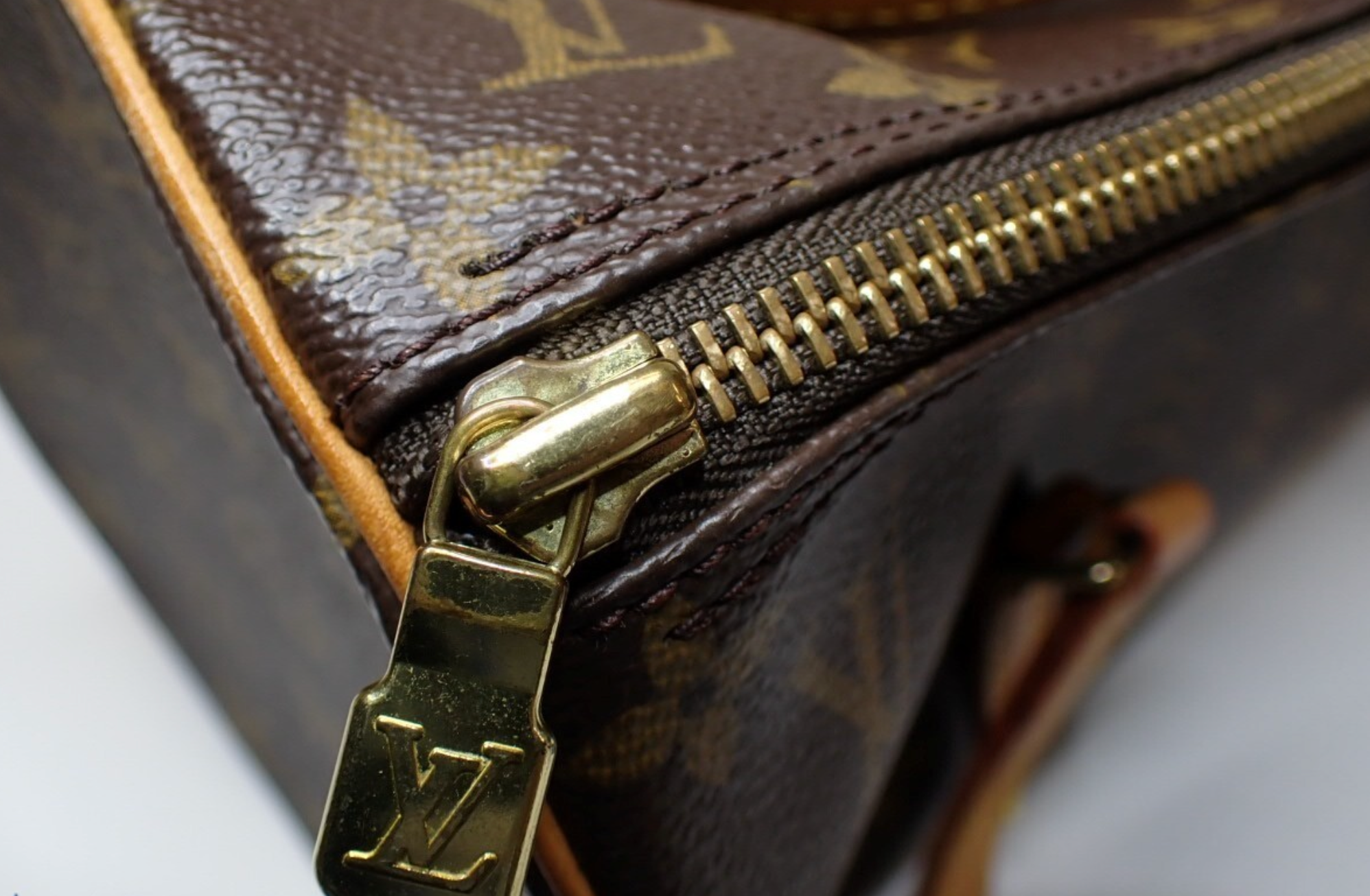 Louis Vuitton papillon gm monogram con pouch original