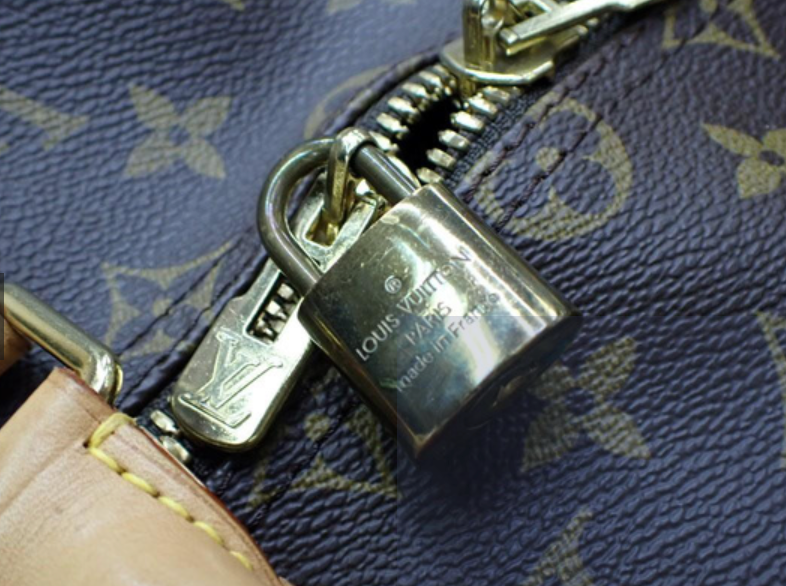 Louis Vuitton Keepall Bandoulière 50 Monogram con correa