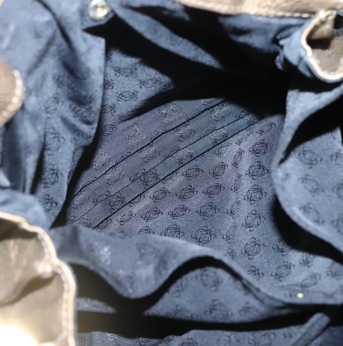 Loewe Flamenco Medium en piel gold