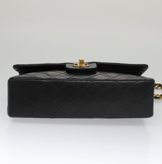 Chanel Timeless Classic Double Flap Bag en piel negra