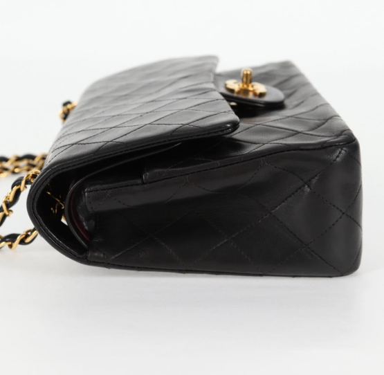 Chanel Timeless Doble Flap 25 cm en piel de cordero negra