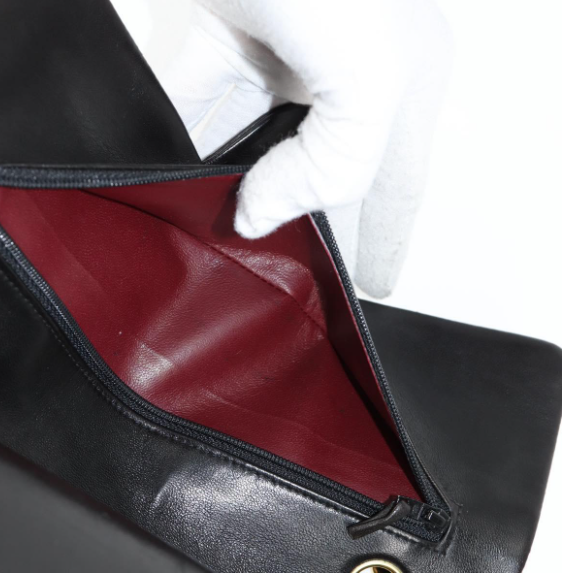 Chanel Timeless Doble Flap 25 cm en piel de cordero negra