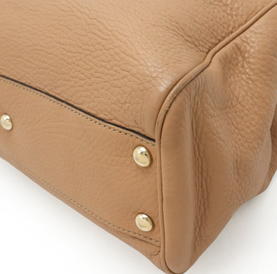 Bolso Bamboo pequeño en piel camel con interior floral