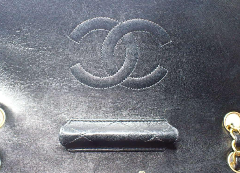 Chanel Timeless Single Flap Vintage con cartera