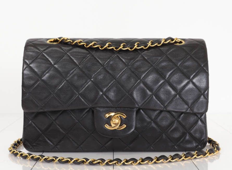 Chanel Timeless Classic Double Flap 25 · Piel de cordero negra  Serie 3