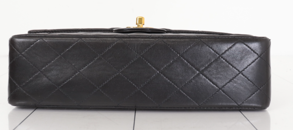 Chanel Timeless Classic Double Flap 25 · Piel de cordero negra  Serie 3
