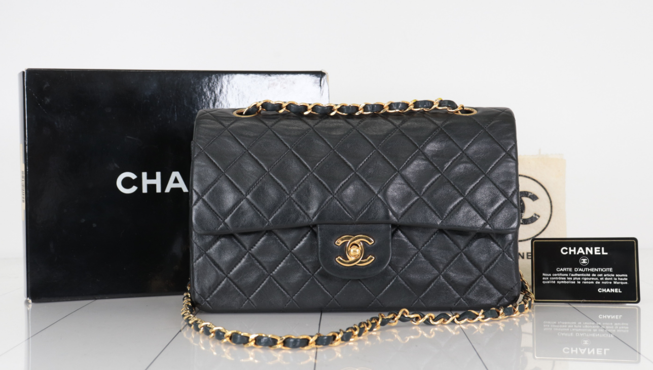 Chanel timeless 25 double flap lambskin negro – serie 4