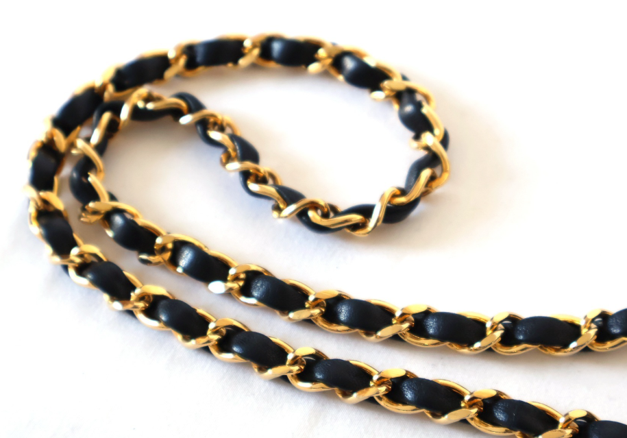 chanel timeless 27 matelassé lambskin double flap negro – serie 1