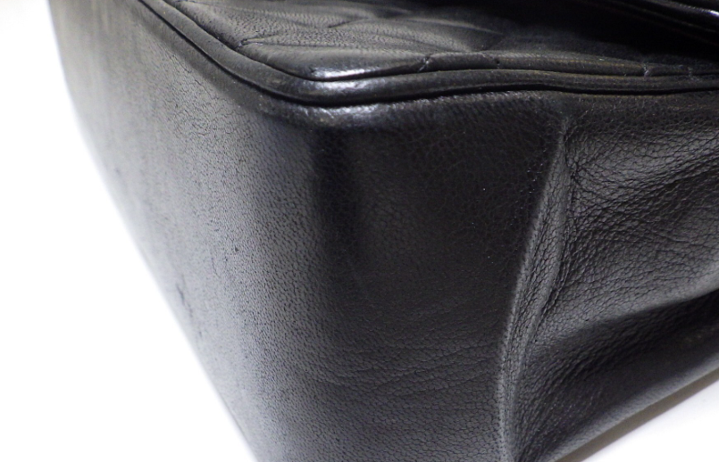 Chanel Timeless 27 Doble Solapa Negra  Classic Flap Medium – 2.55 Cadena Dorada