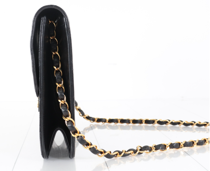 Chanel Timeless Matelassé Single Flap  Serie 3 – Piel negra con herrajes dorados