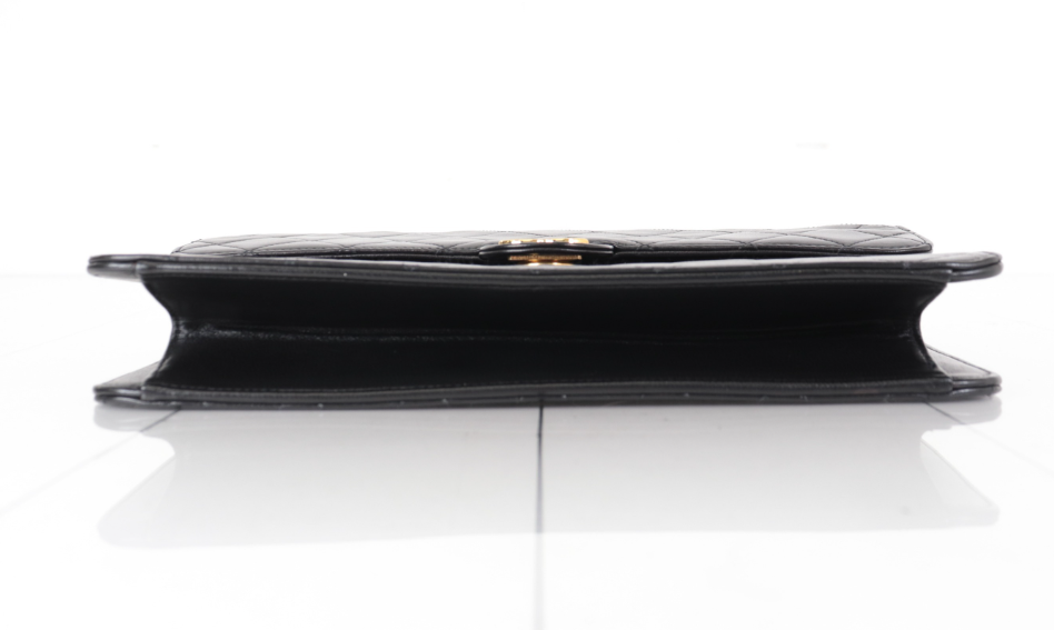 Chanel Timeless Matelassé Single Flap  Serie 3 – Piel negra con herrajes dorados