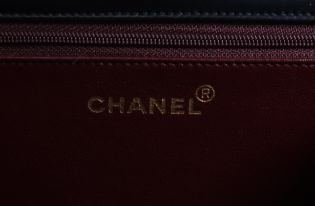 Chanel Timeless Matelassé Single Flap  Serie 3 – Piel negra con herrajes dorados