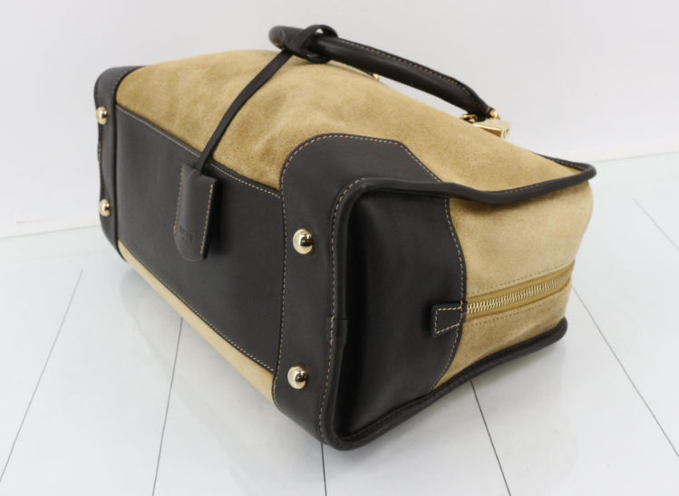 Loewe Amazona 35 ante oro marrón