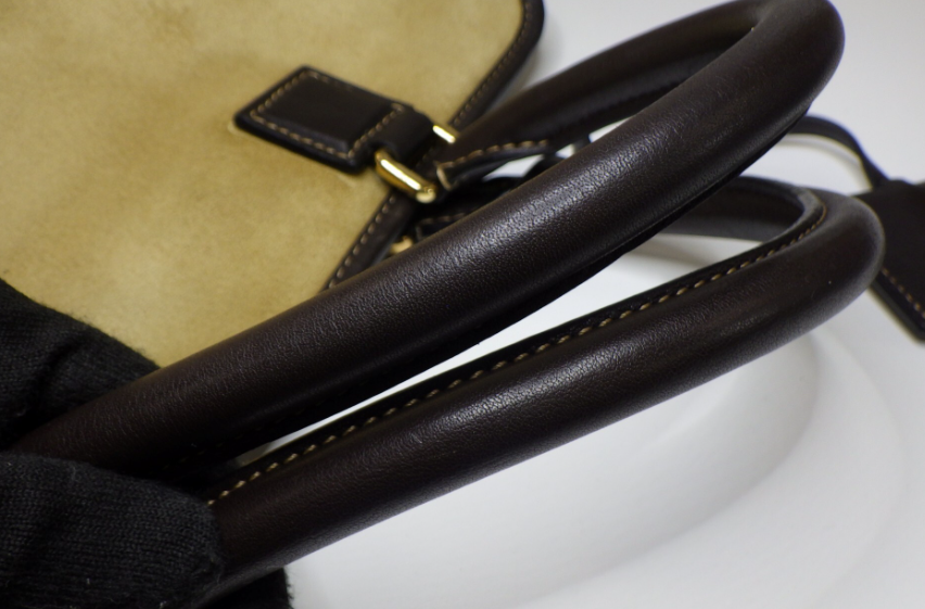 Loewe Amazona 35 ante oro marrón