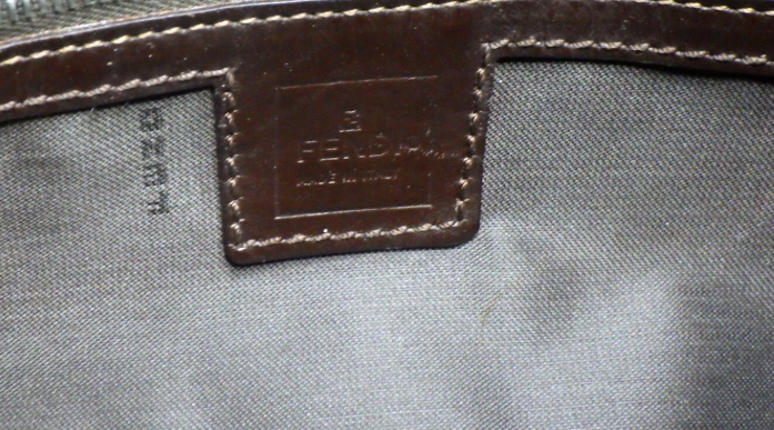 Fendi Baguette Zucca FF Marrón clasico