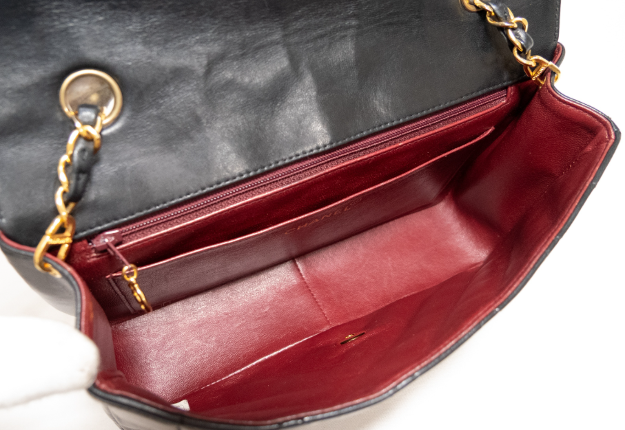 Chanel timeless 25 diana negro en piel de cordero serie 4