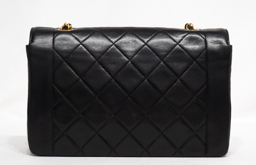 Chanel Timeless 25 diana negro en piel de cordero serie 2