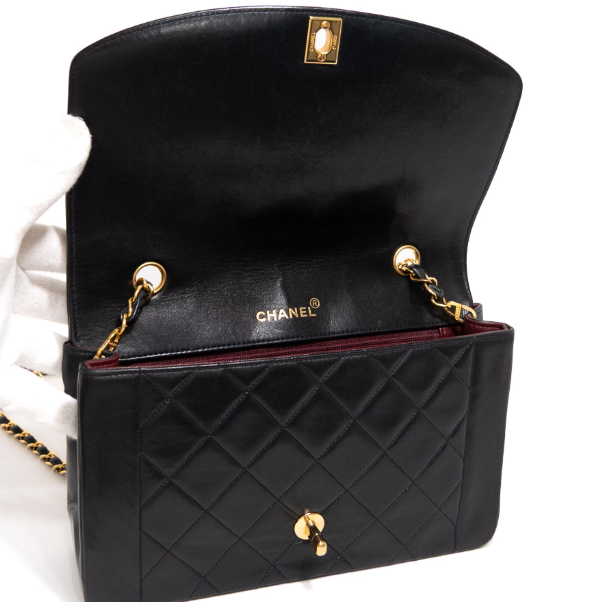 Chanel Timeless 25 diana negro en piel de cordero serie 2