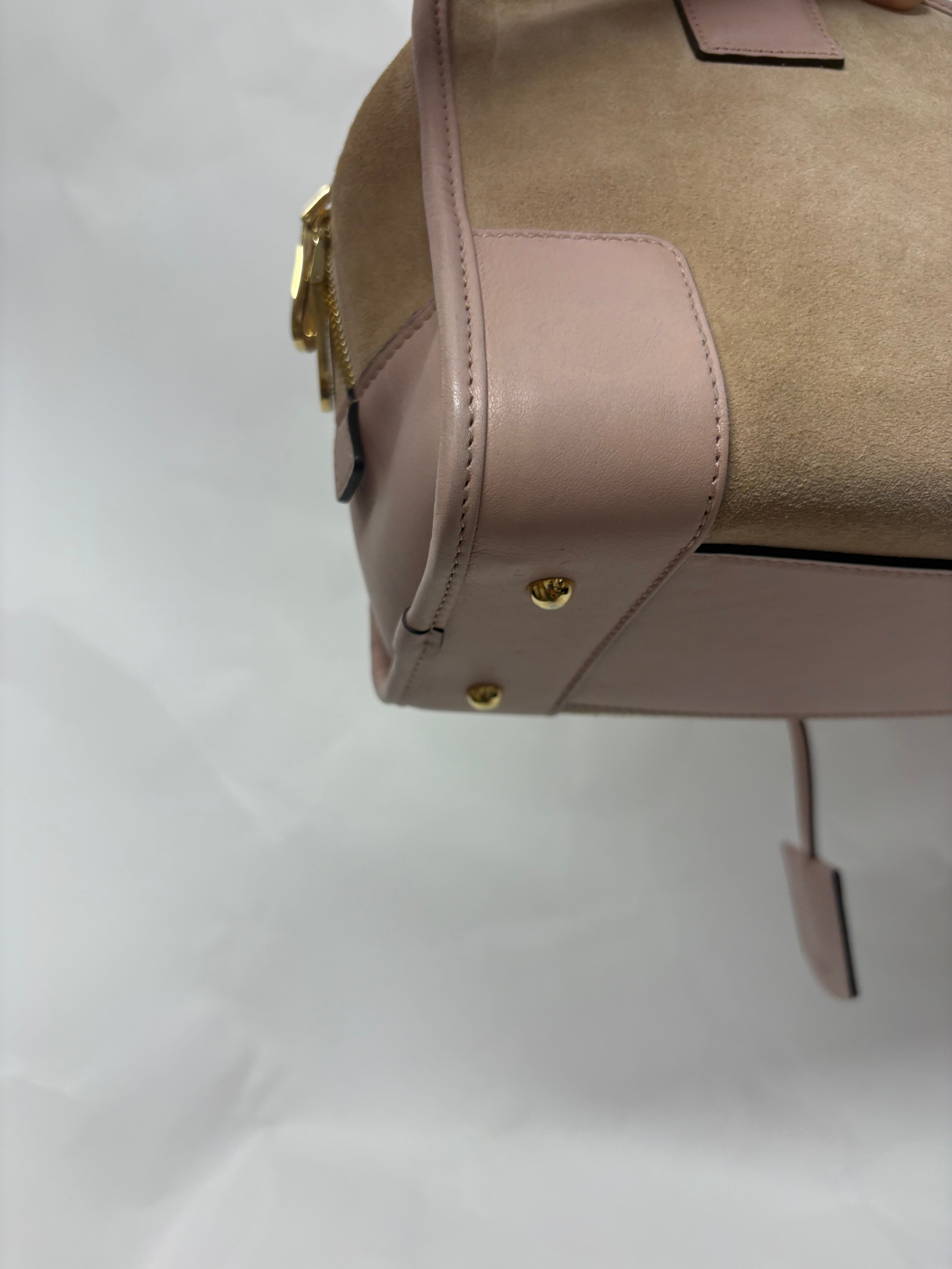 Loewe amazona 30 ante beige y rosa claro