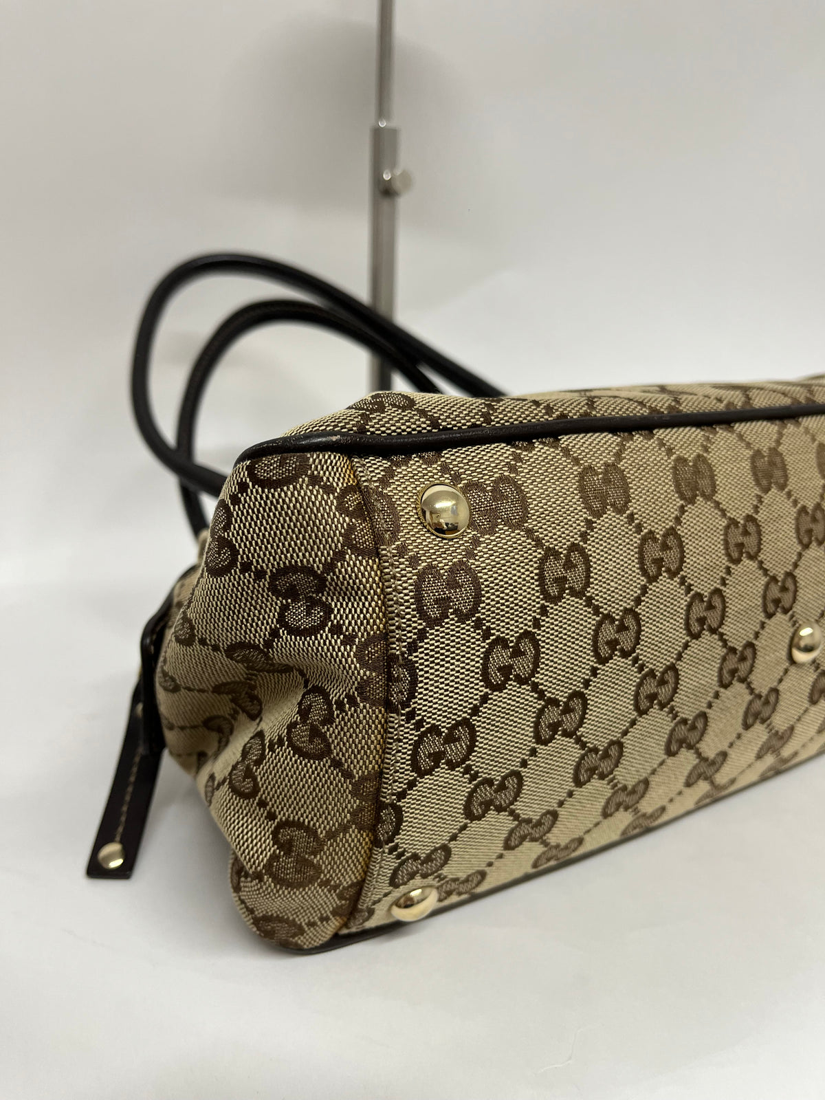 Gucci hobo Lona GG Beige y Marrón