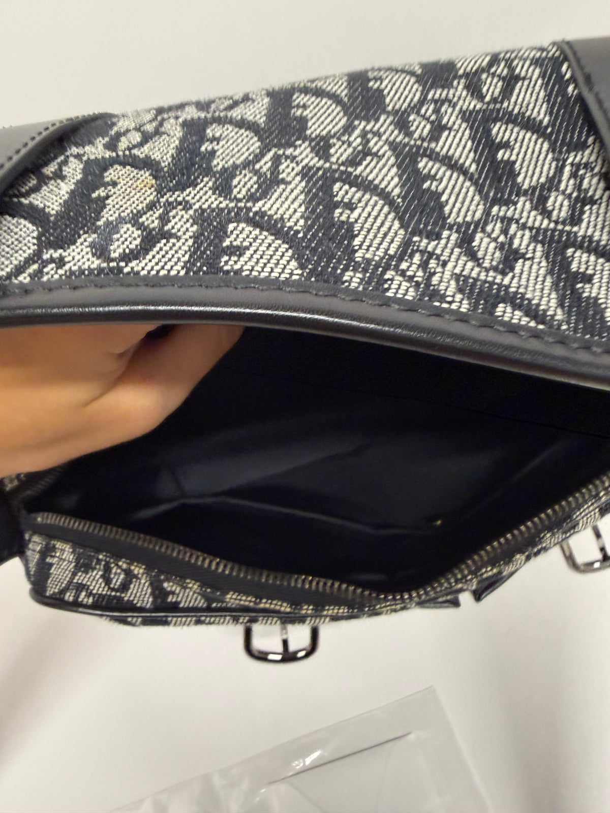 Christian Dior Diorissimo Trotter Bandolera Lona Oblique Negra