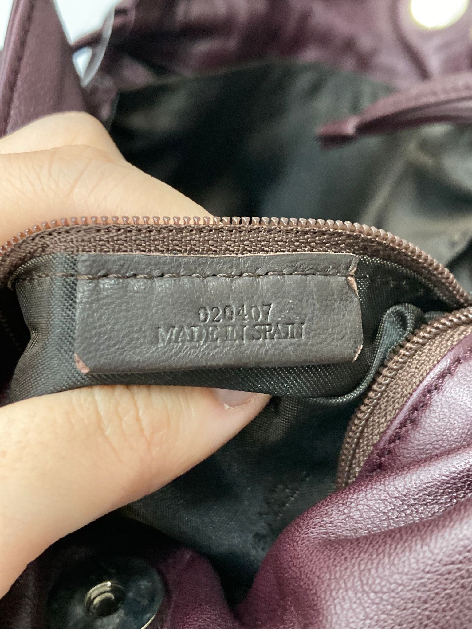 Loewe Flamenco Mediano burdeos Bandolera Piel Napa de Cordero