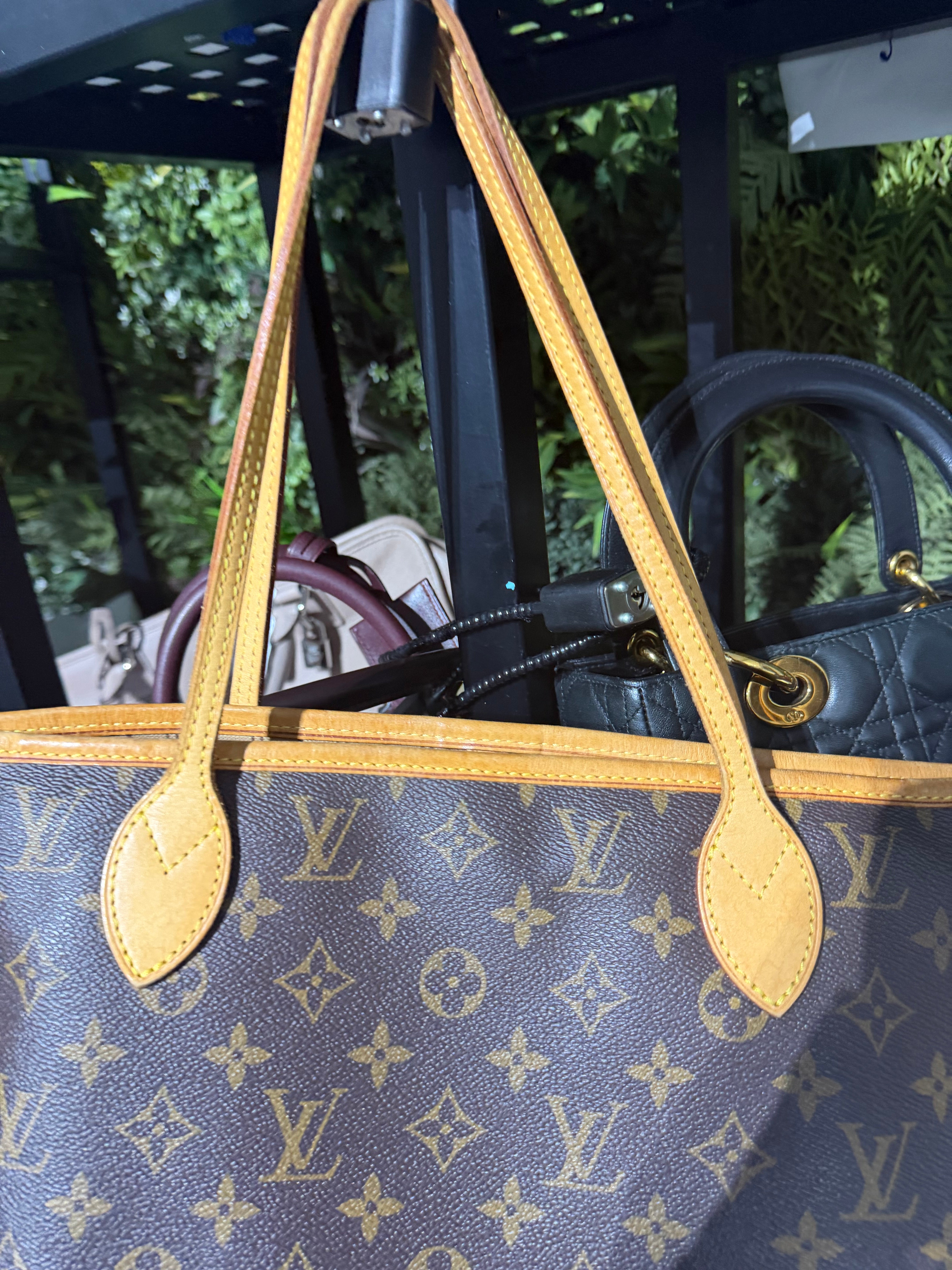 Louis Vuitton Neverfull | Monogram