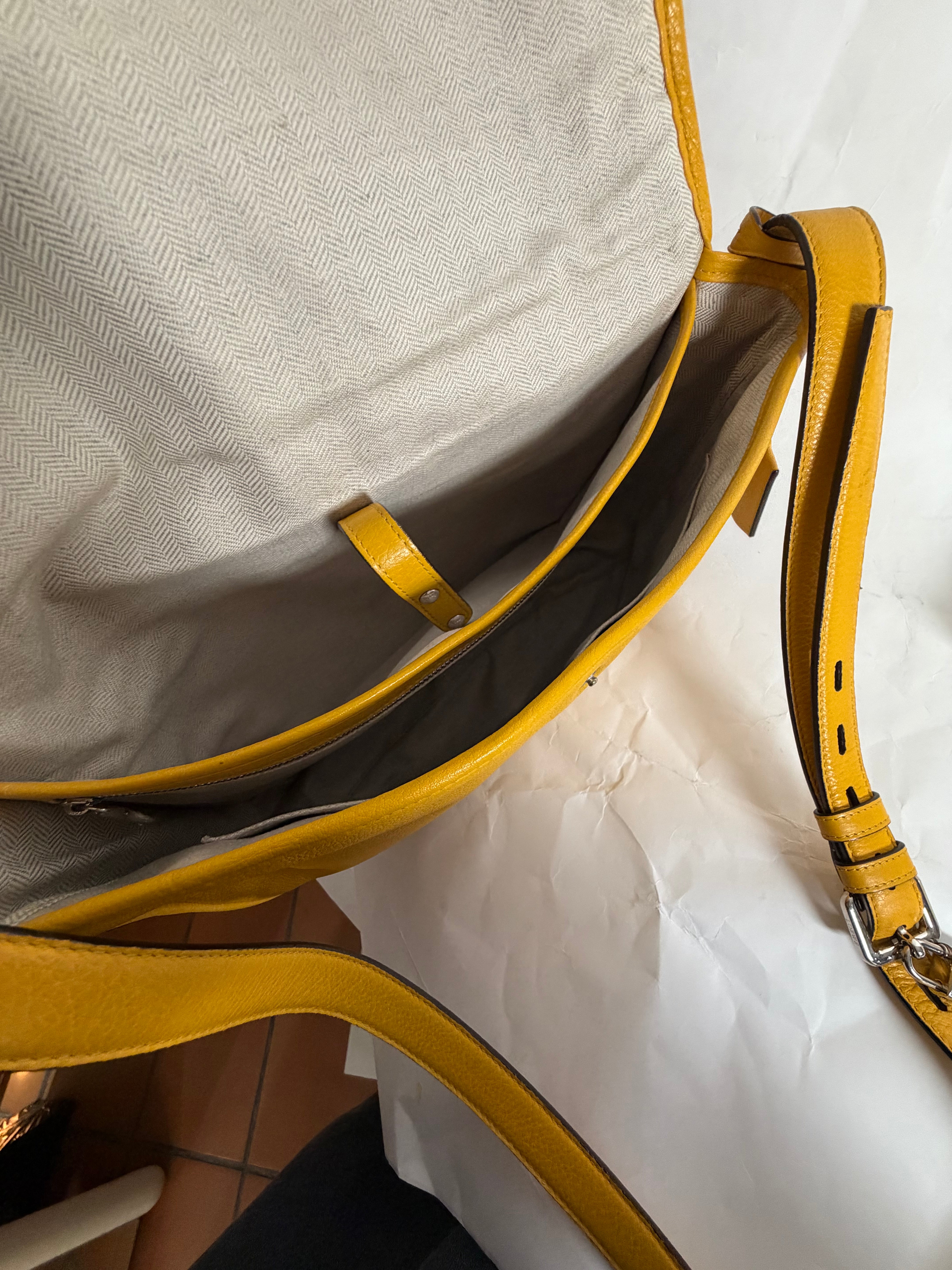 Loewe heritage grande Amarillo