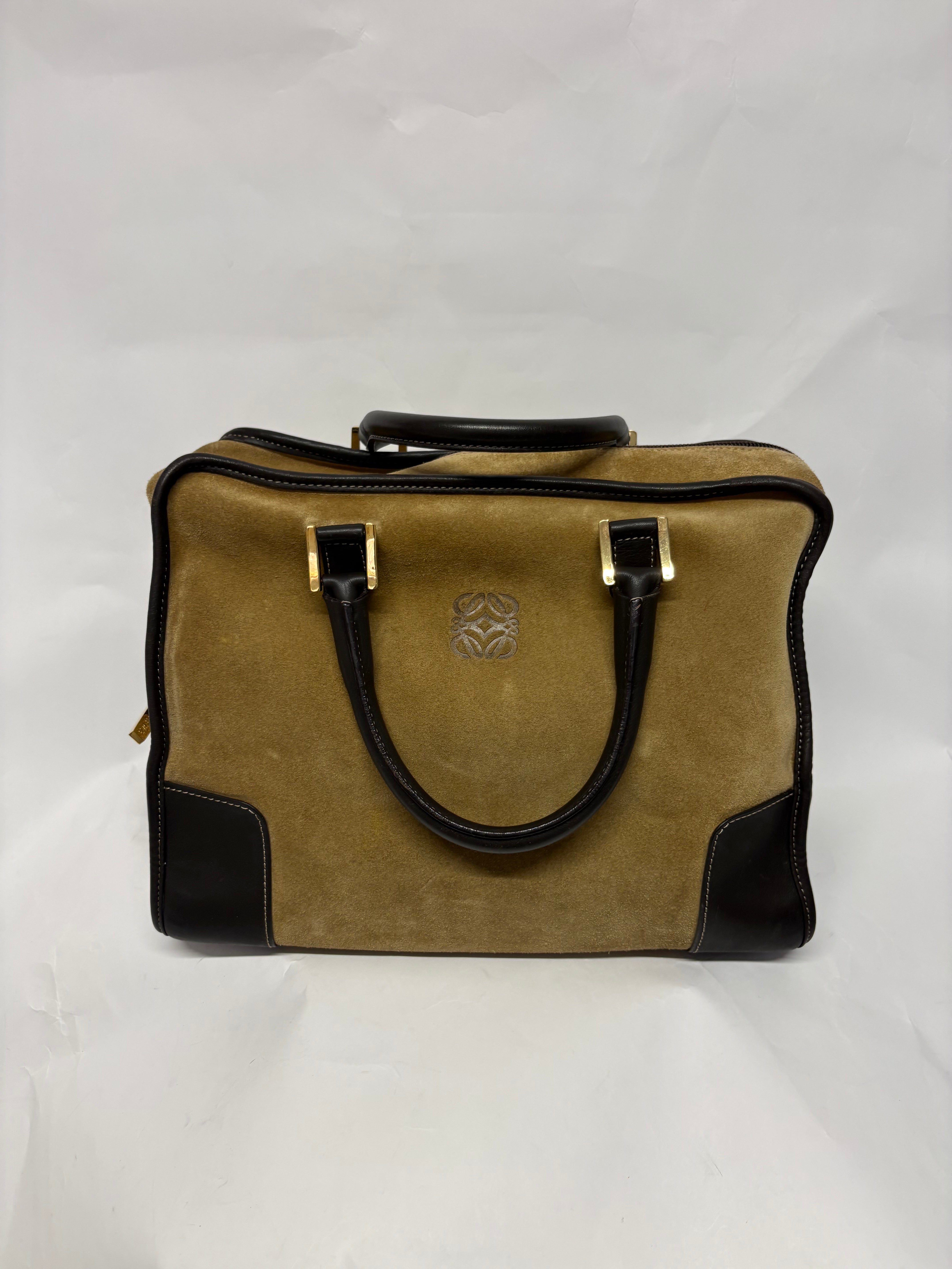 Loewe Amazona ante oro 32 marrón con bandolera extra