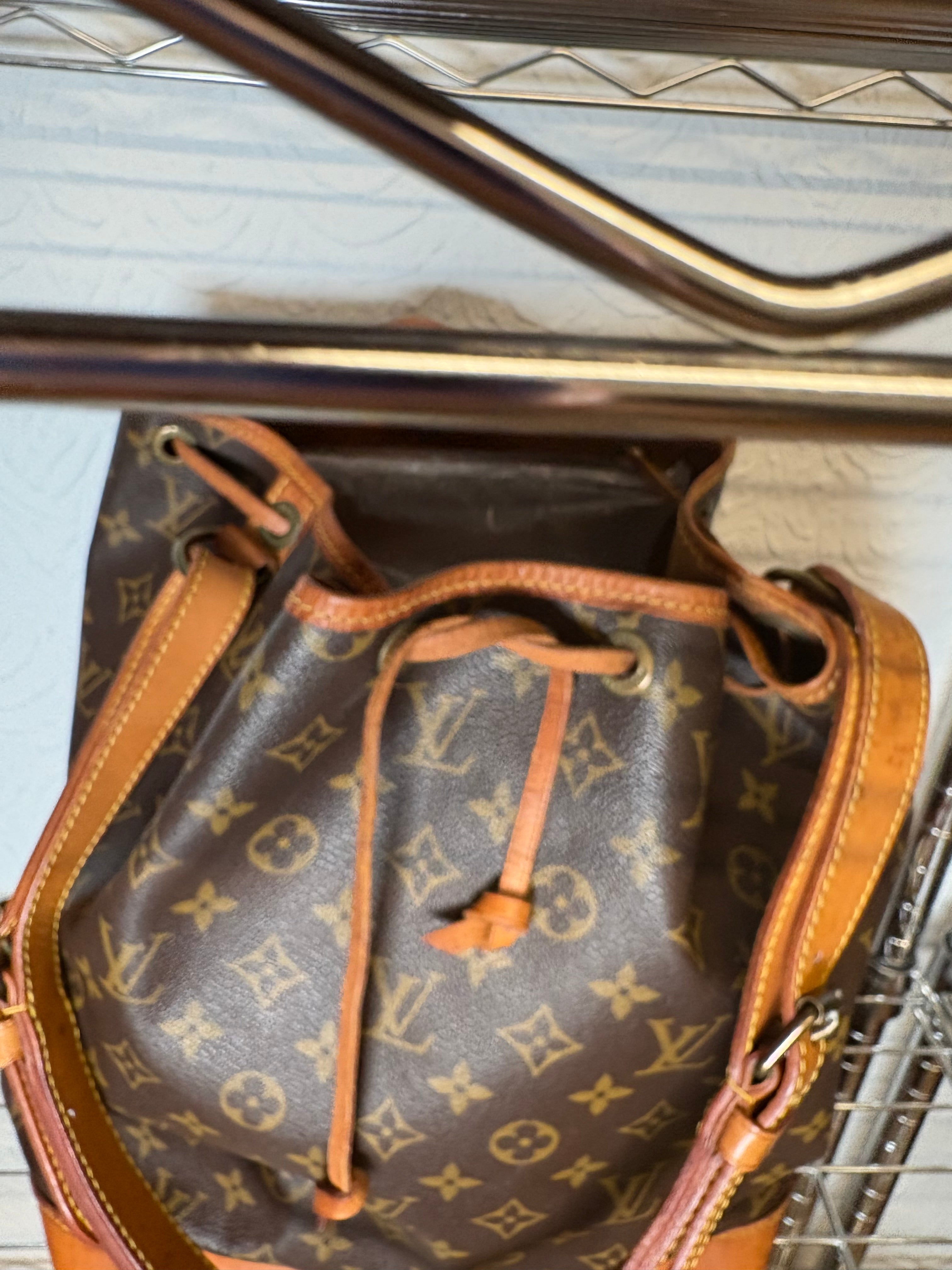 Louis Vuitton noè clásico vintage canvas monogram
