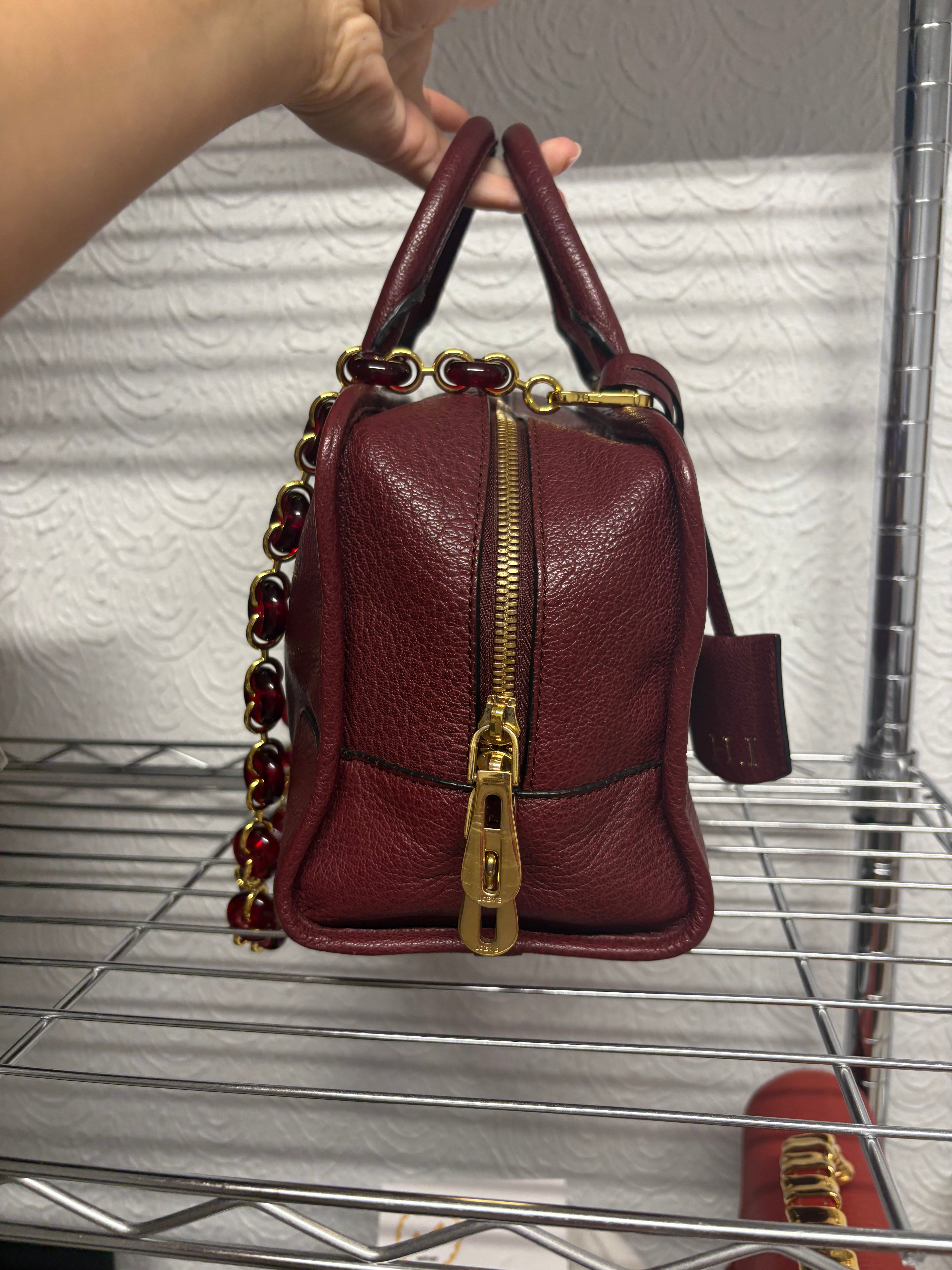 Loewe amazona burdeos 28 con 2 bandoleras