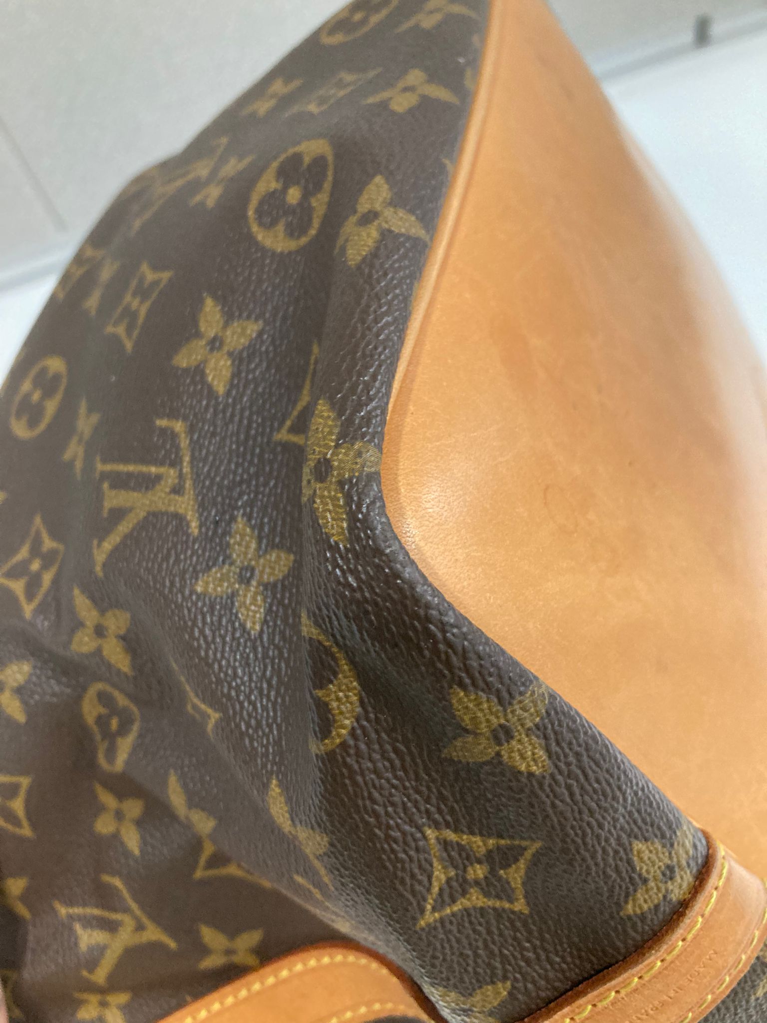 Louis vuitton petit noe monogram canvas