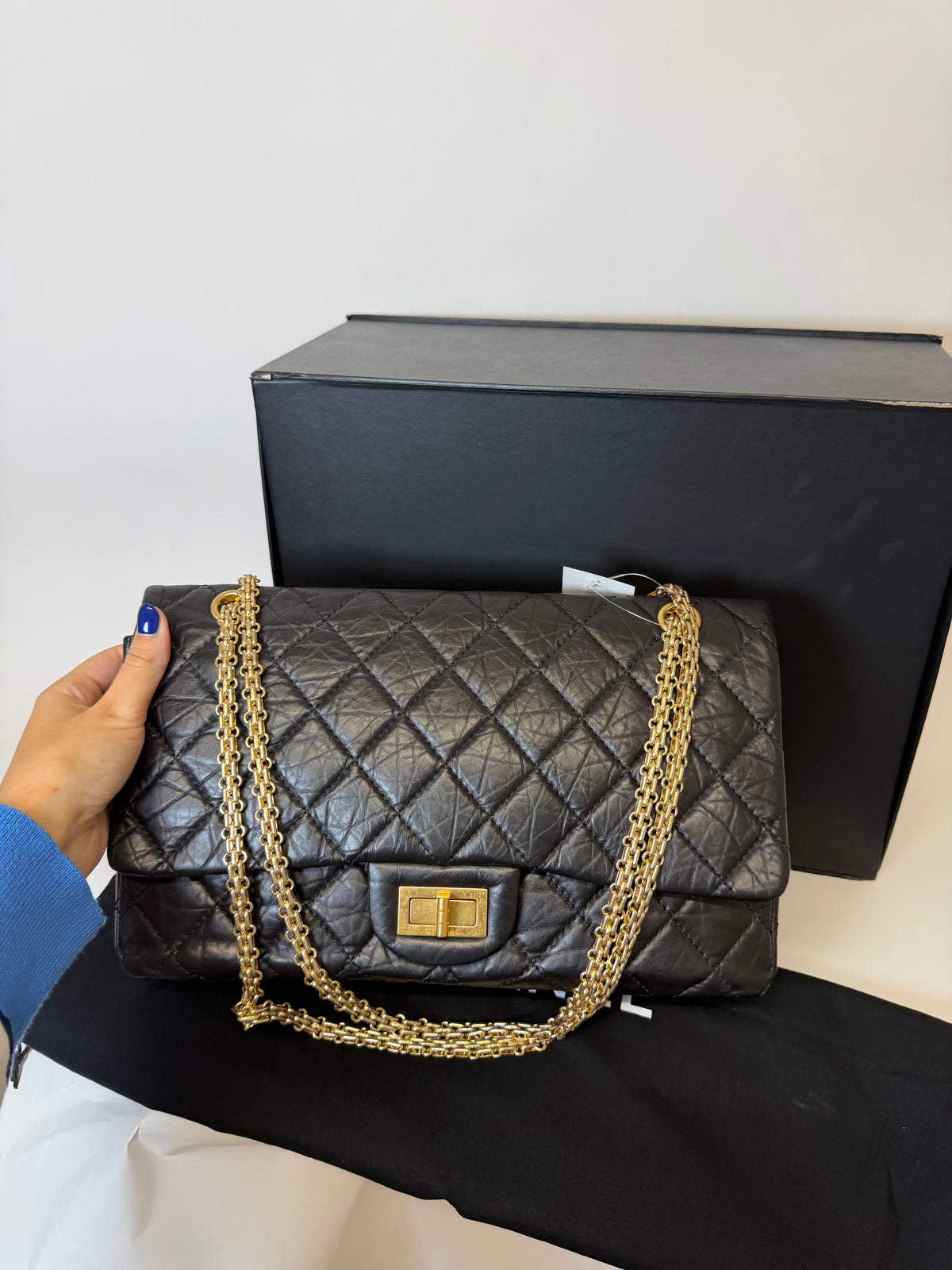 Chanel Reissue 2.55 Double Flap 227 Piel de Becerro Envejecida Negra · grande Serie 15
