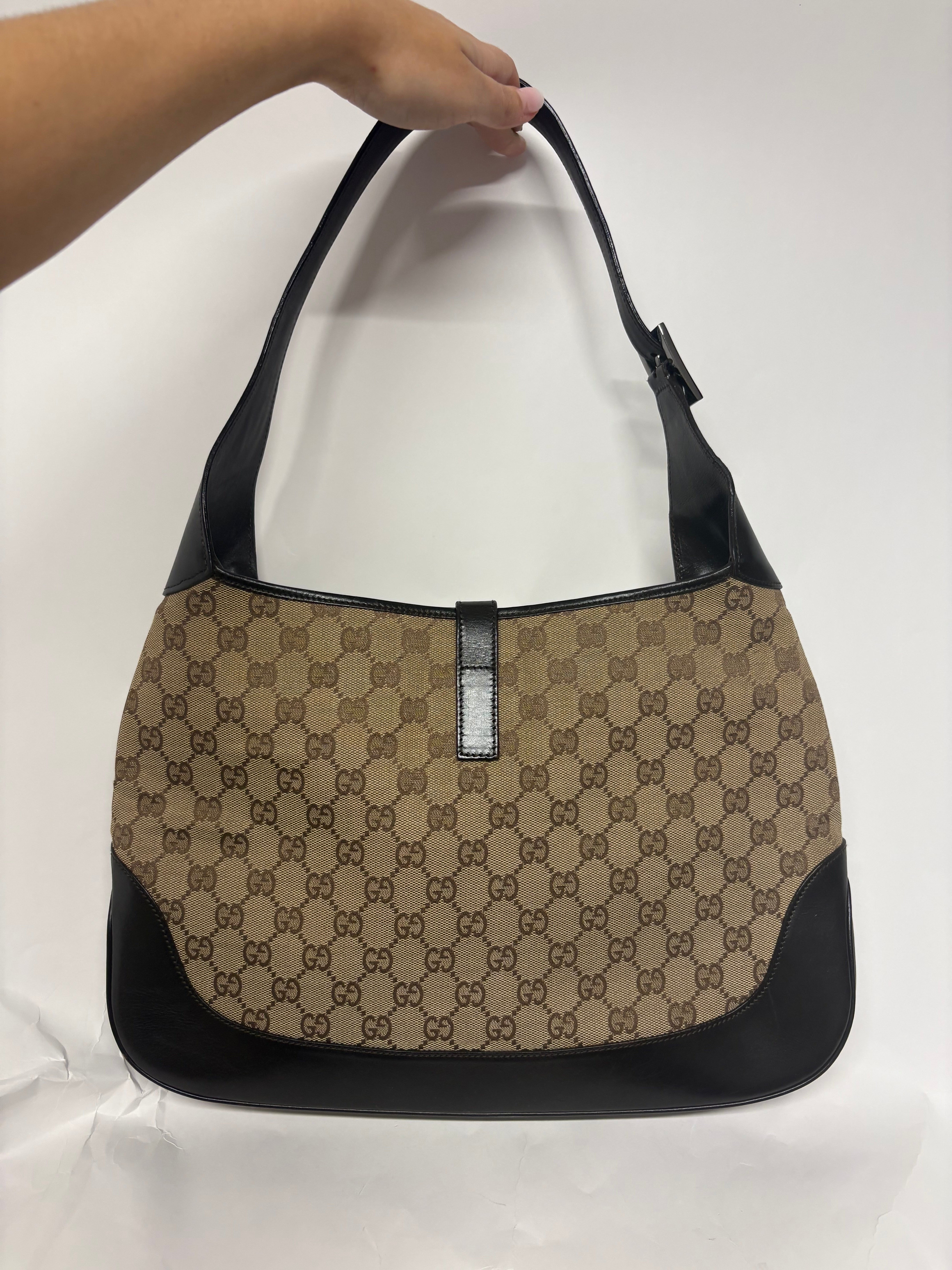 Gucci Jackie Grande Clásico Vintage | GG Canvas & Piel Marrón Oscuro