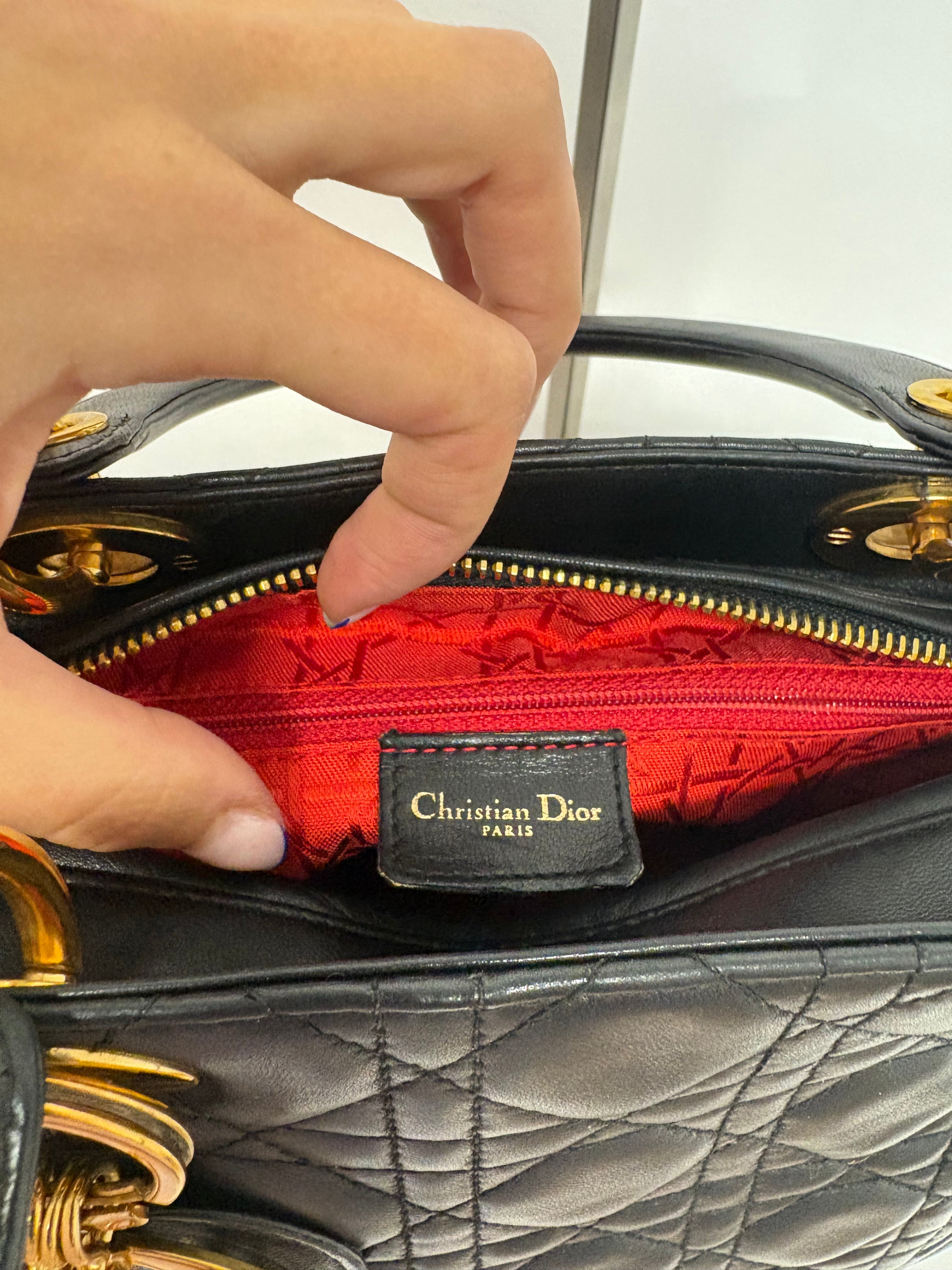 Christian Dior Lady Dior Mediana Cannage Negra y dorado
