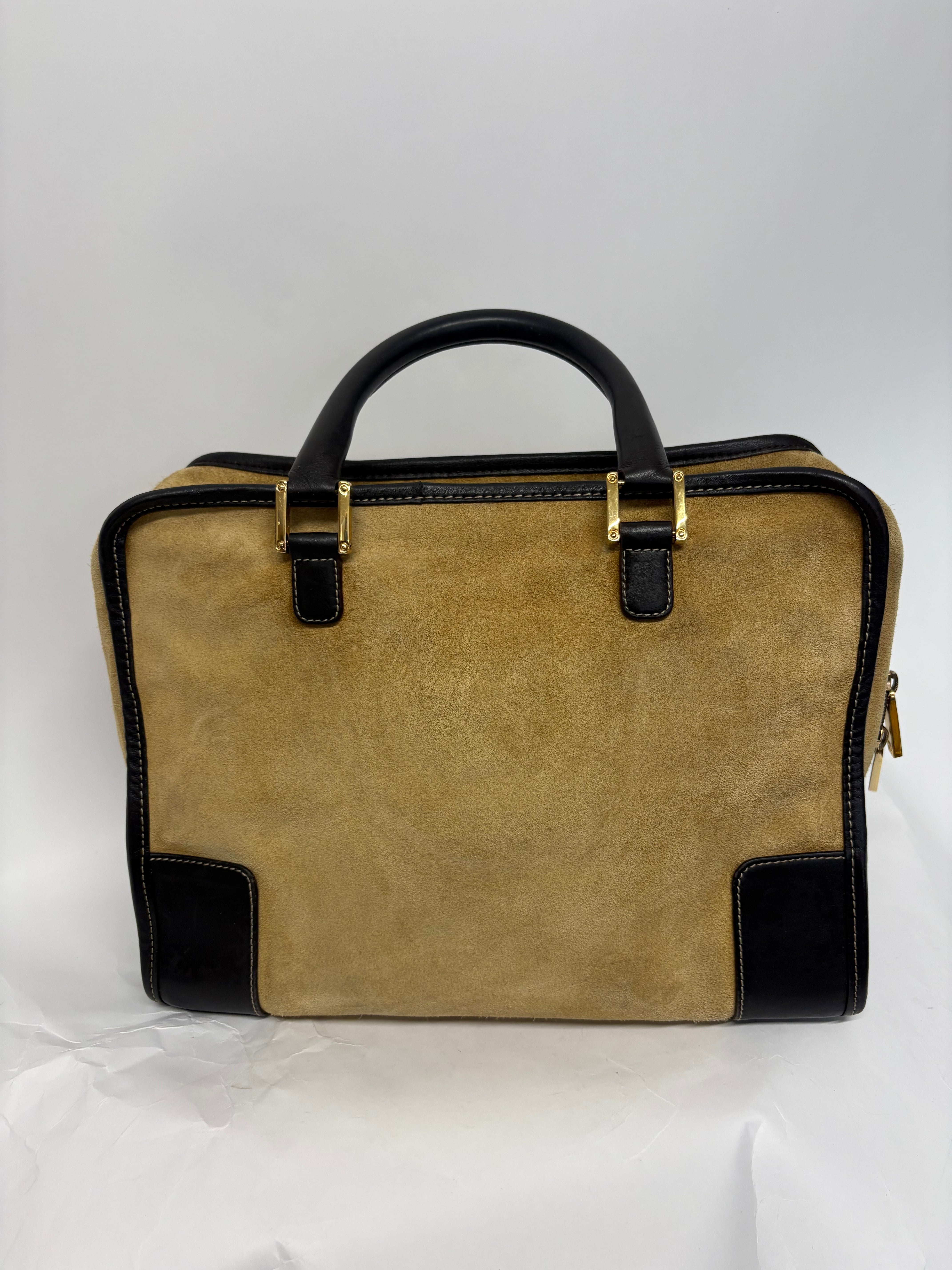 Loewe Amazona ante oro 32 marrón con bandolera extra