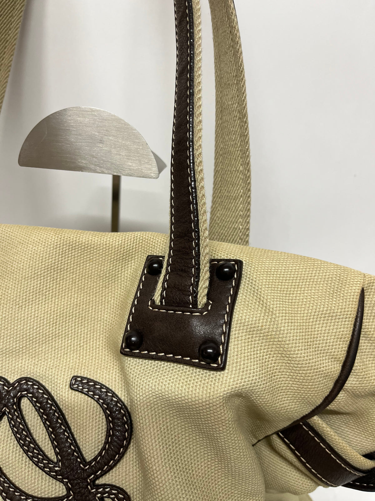 Loewe Tote Lona Crema con Anagrama en Piel Marrón y bandolera