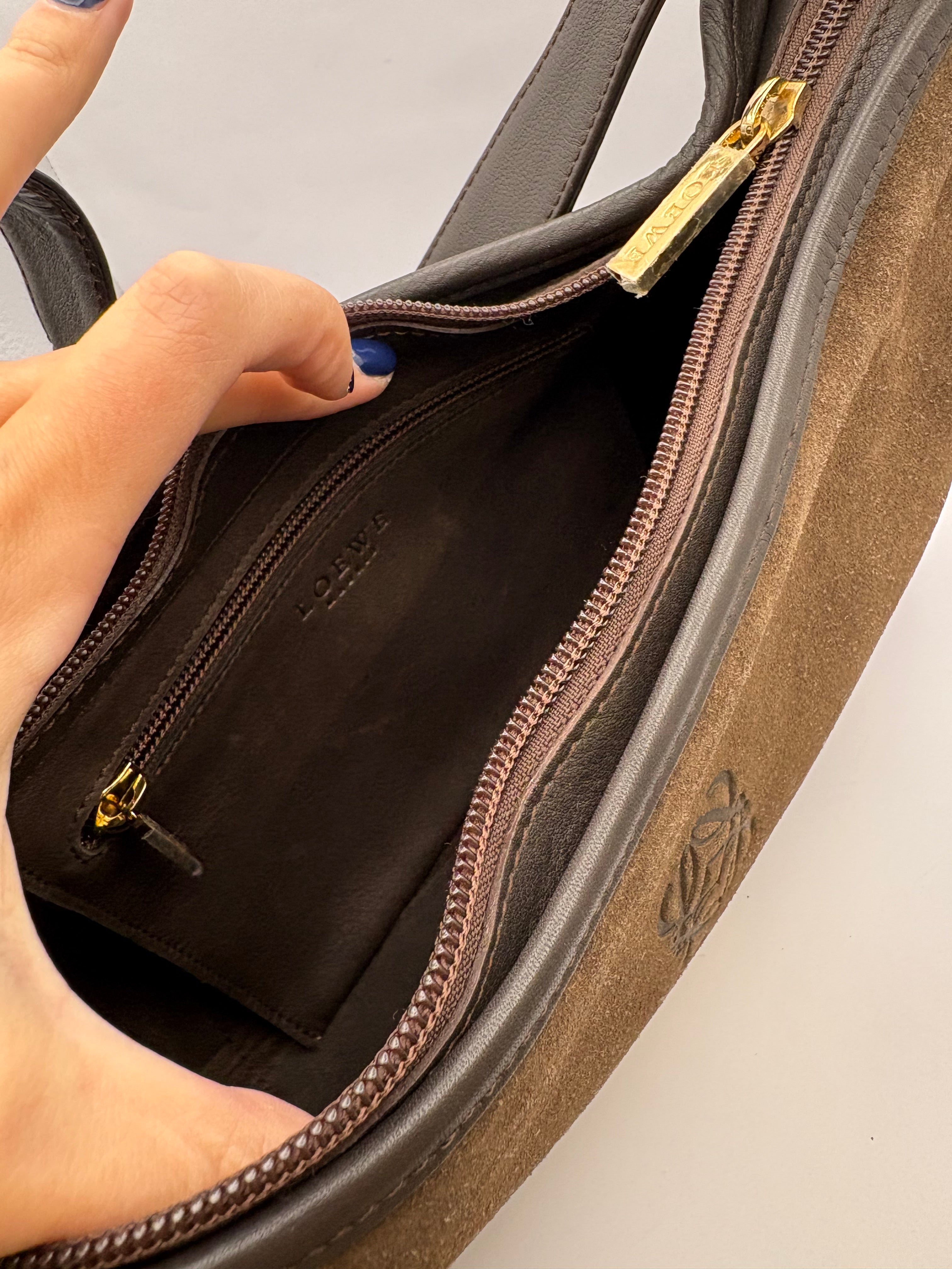 Loewe hobo bag ante y piel marrón oscuro