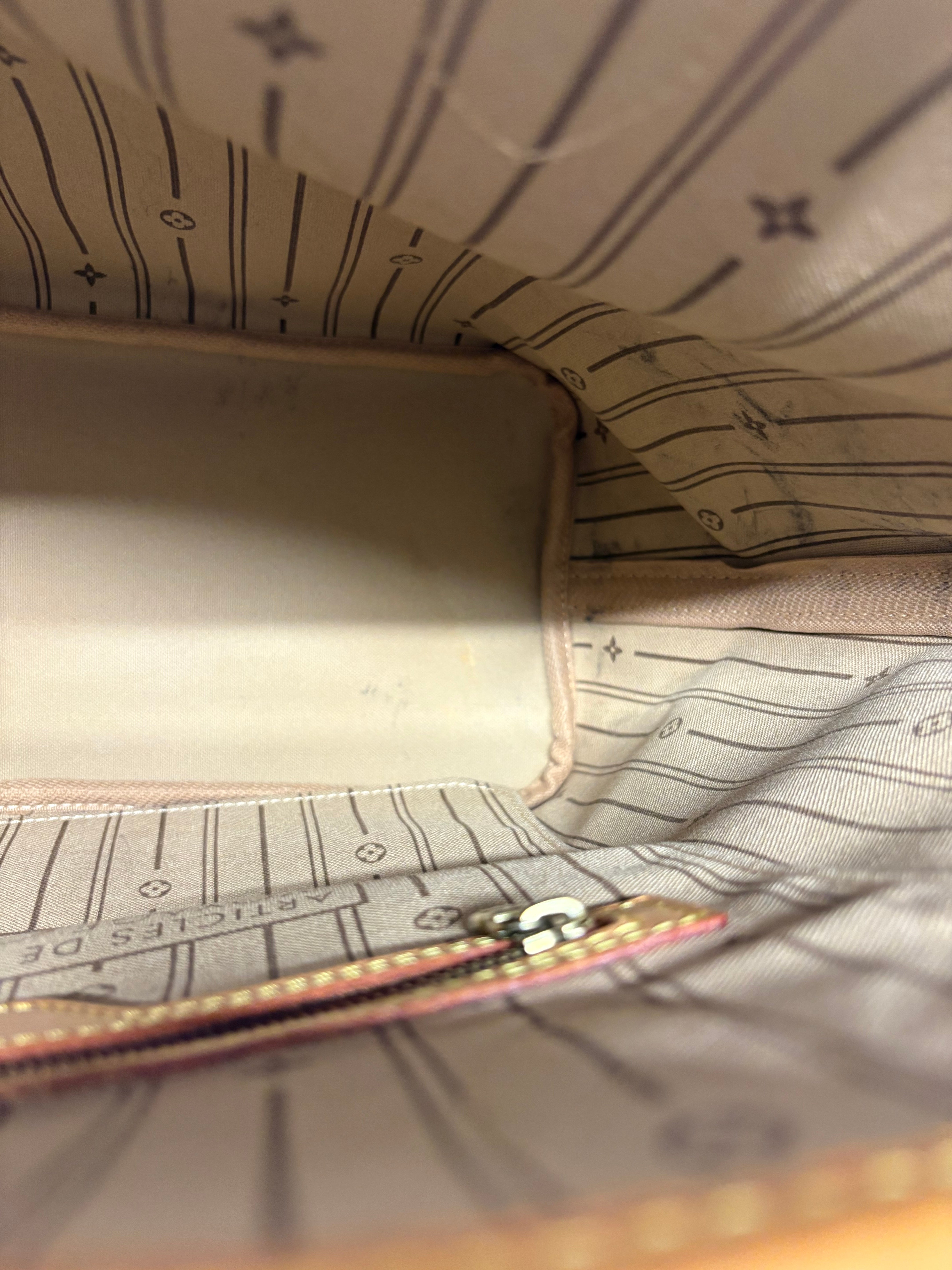 Louis Vuitton Neverfull MM Monogram y Beige