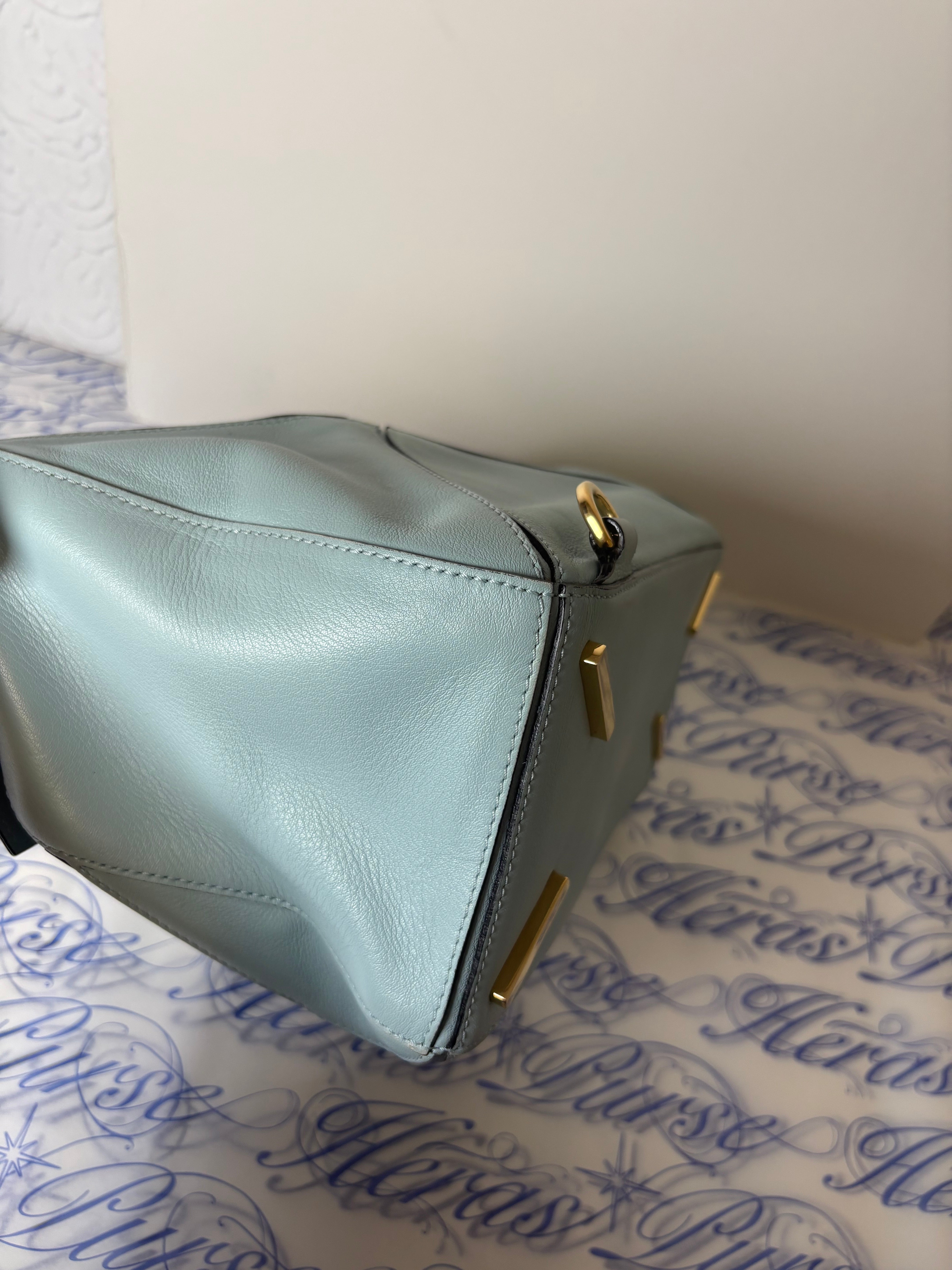 Loewe puzzle bag mediano sky baby blue