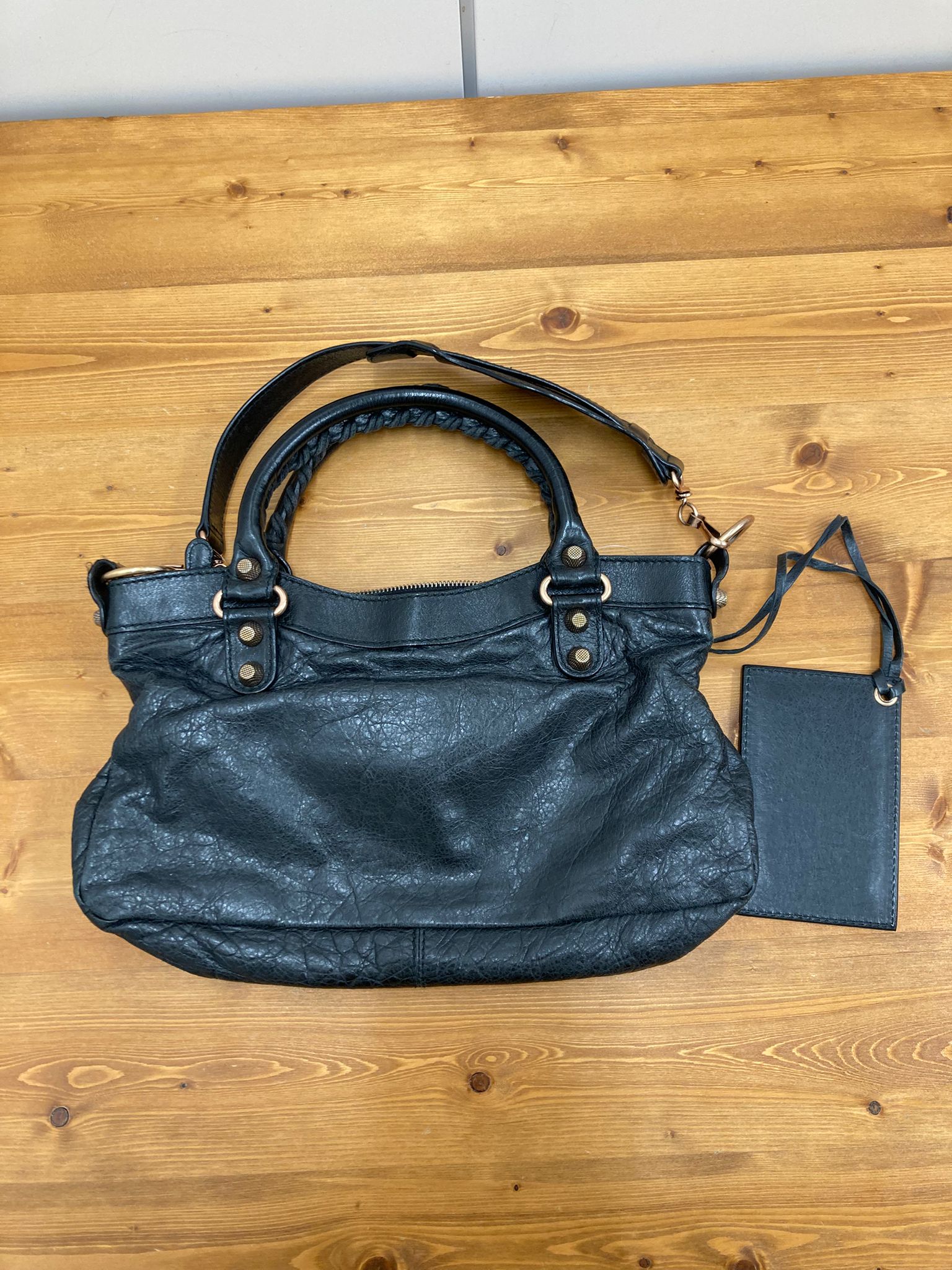 Balenciaga City First Classic Black – Cuero Aged