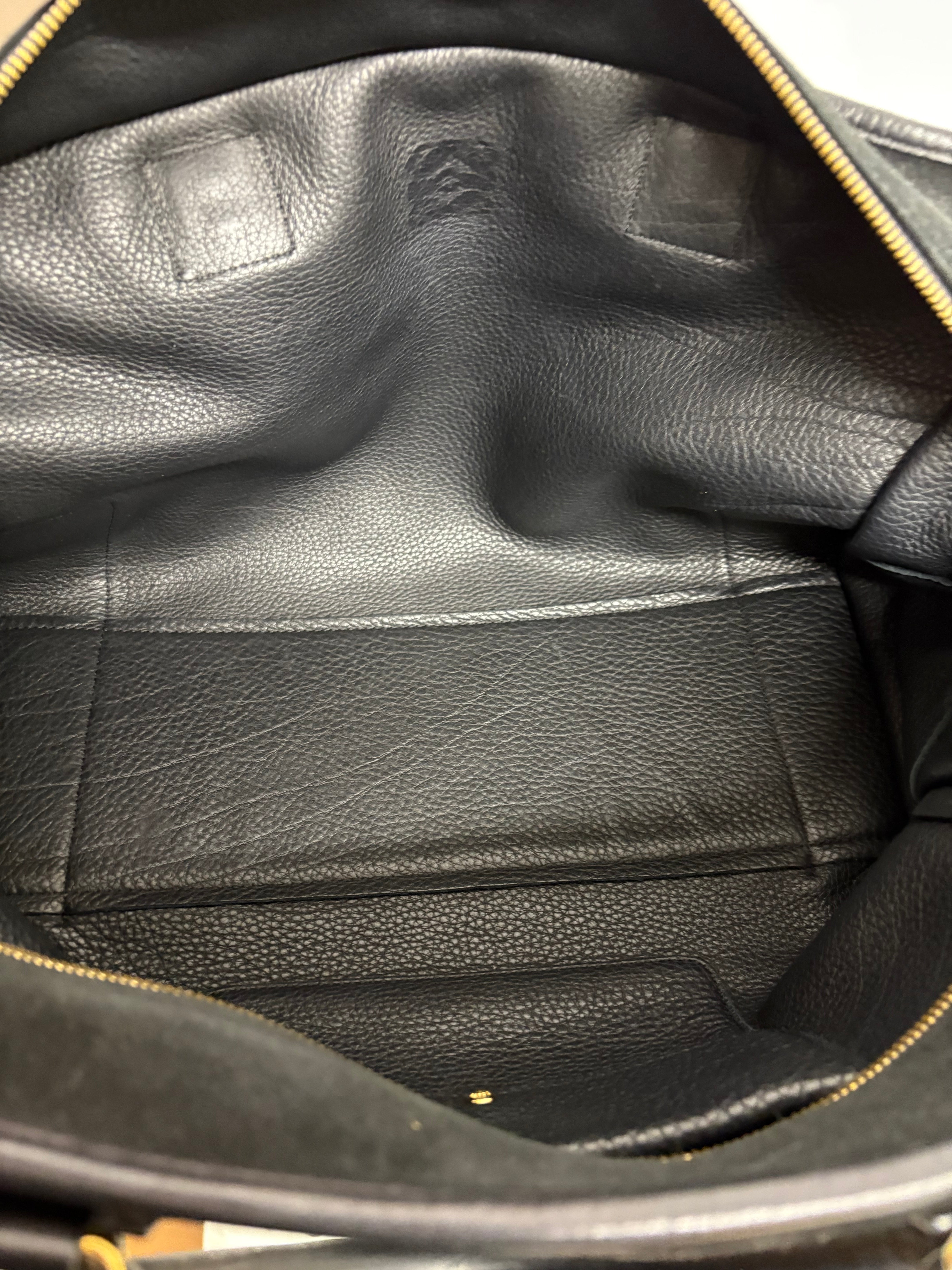 Loewe amazona 35 negro piel ante y piel lisa