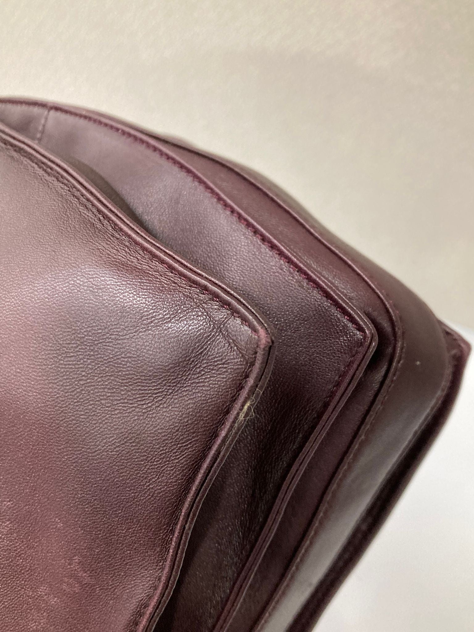 Loewe Flamenco Mediano burdeos Bandolera Piel Napa de Cordero