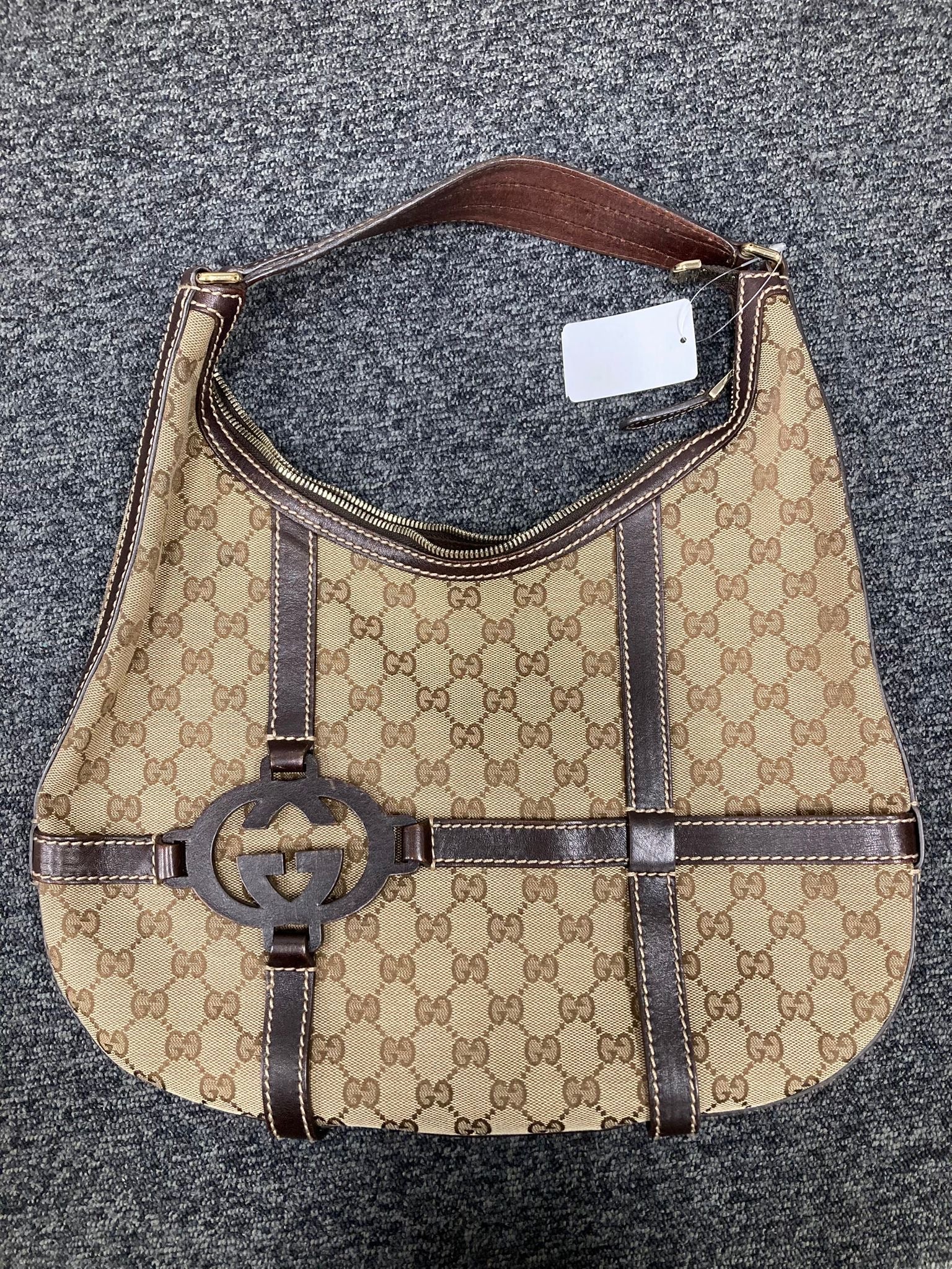 Gucci hobo bag vintage gg canvas