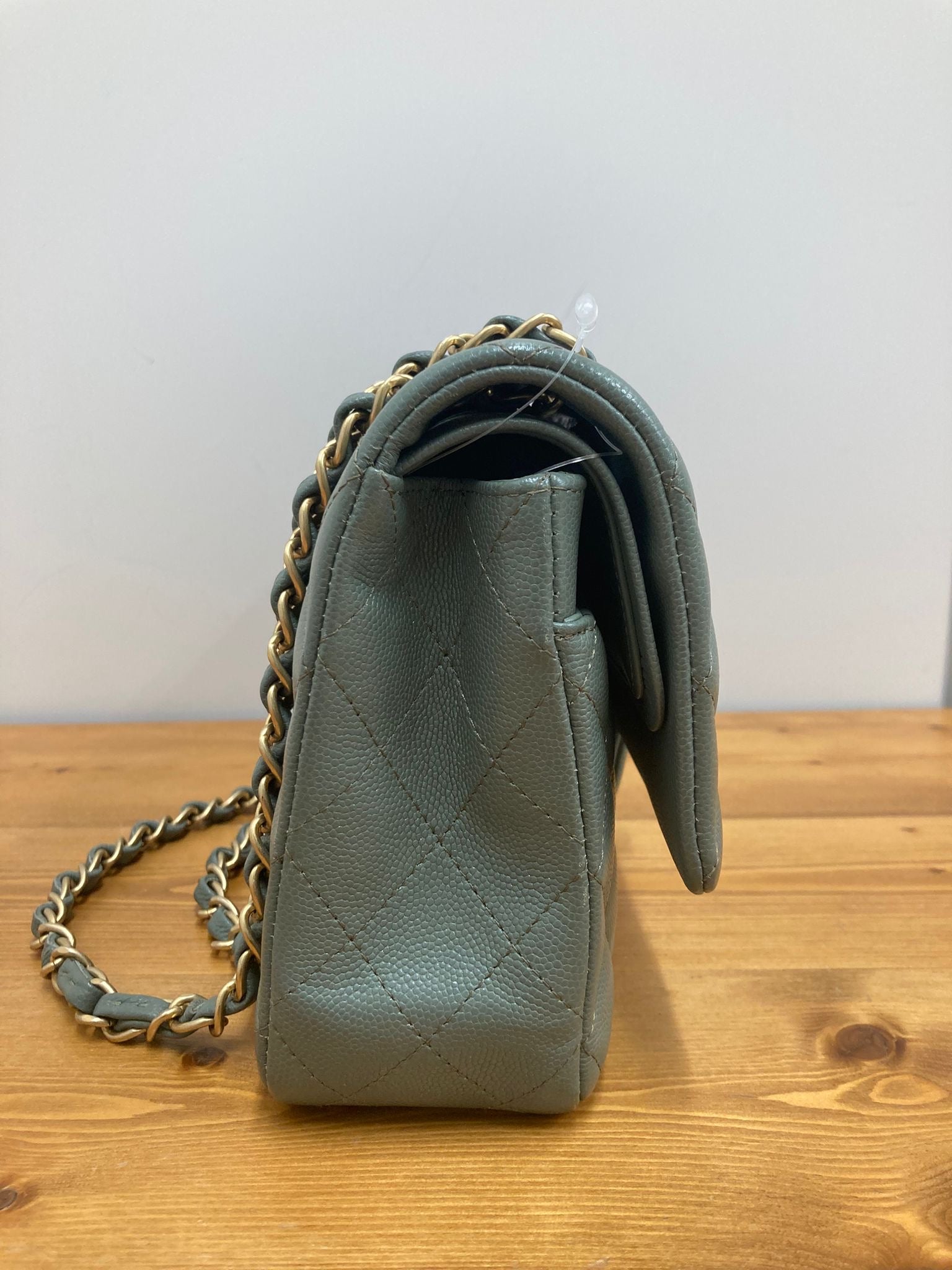 Chanel 11.12 timeless mediano doble flap piel caviar verde
